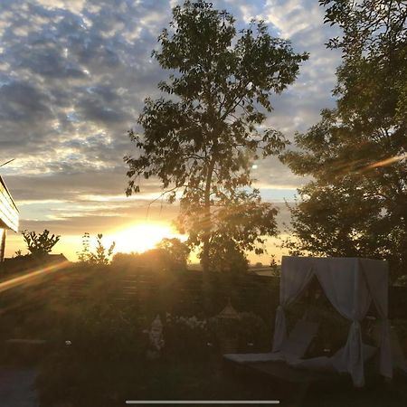 Au Manoir Des Vallees Maffe Dış mekan fotoğraf