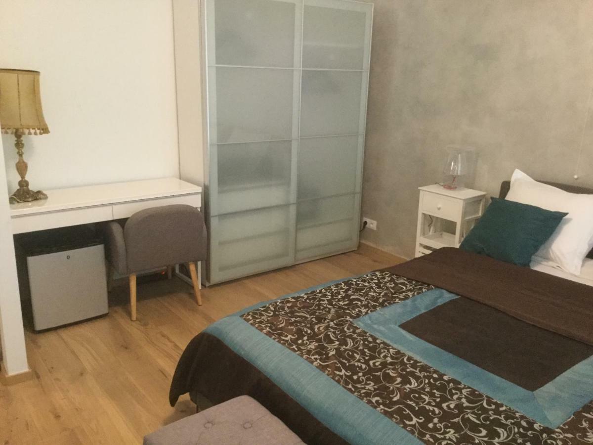 Au Manoir Des Vallees Maffe Dış mekan fotoğraf